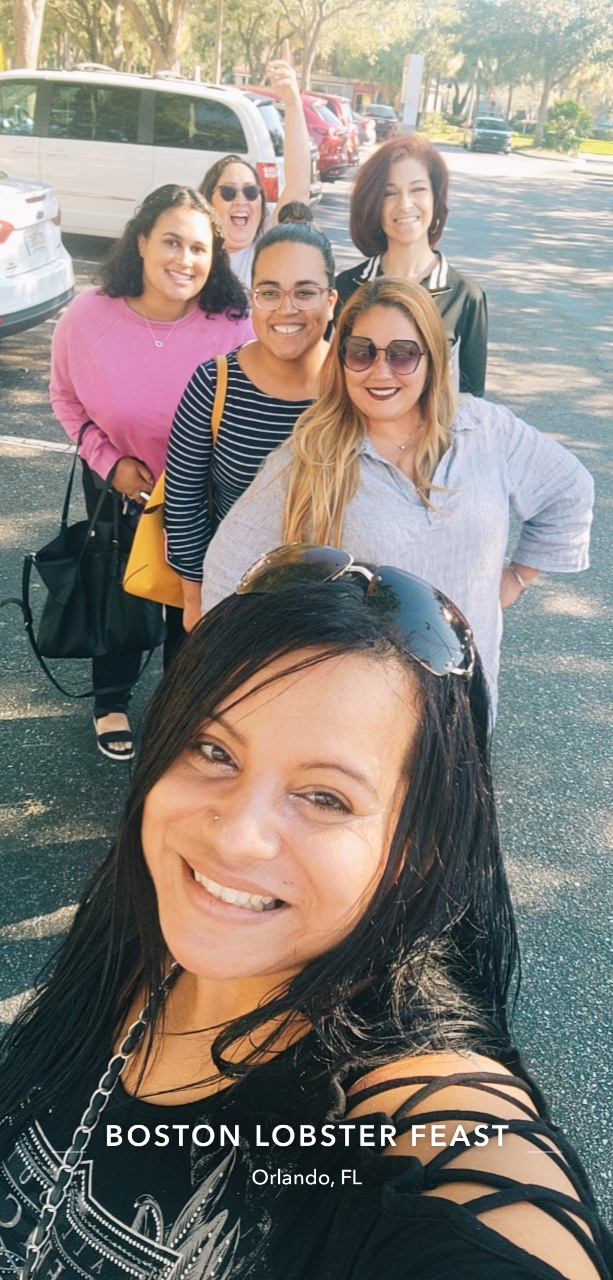 A joyful outdoor gathering with friends from Layssa's life
